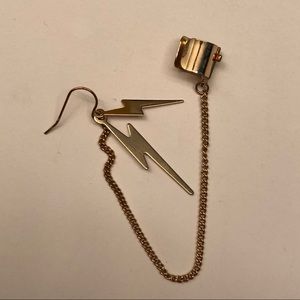 Gold lightning earring chain and cuff earpiece